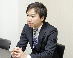 藤本隆先生